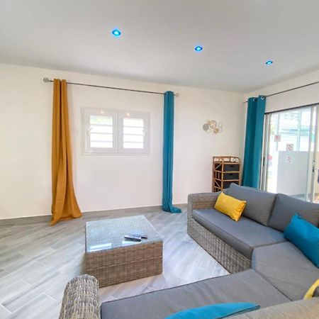 972M Beautiful Air-Conditioned Villa With Garden لو كاربيت المظهر الخارجي الصورة