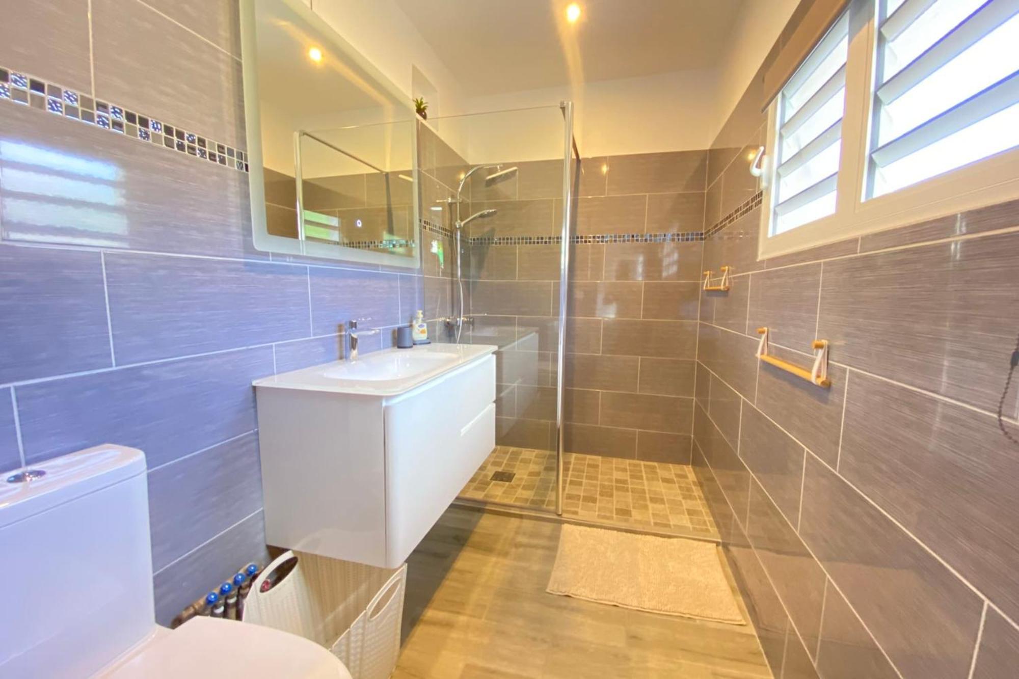972M Beautiful Air-Conditioned Villa With Garden لو كاربيت المظهر الخارجي الصورة