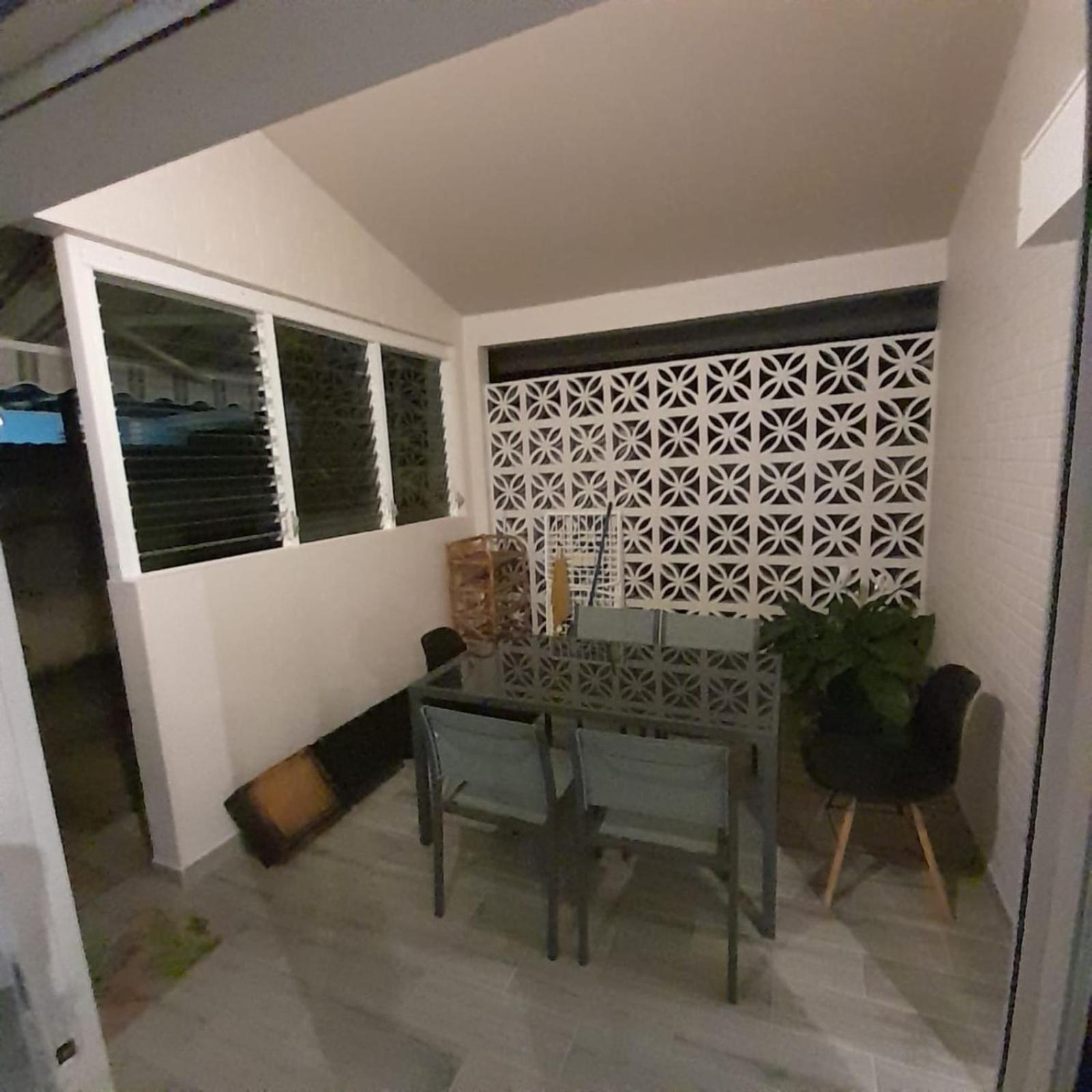 972M Beautiful Air-Conditioned Villa With Garden لو كاربيت المظهر الخارجي الصورة